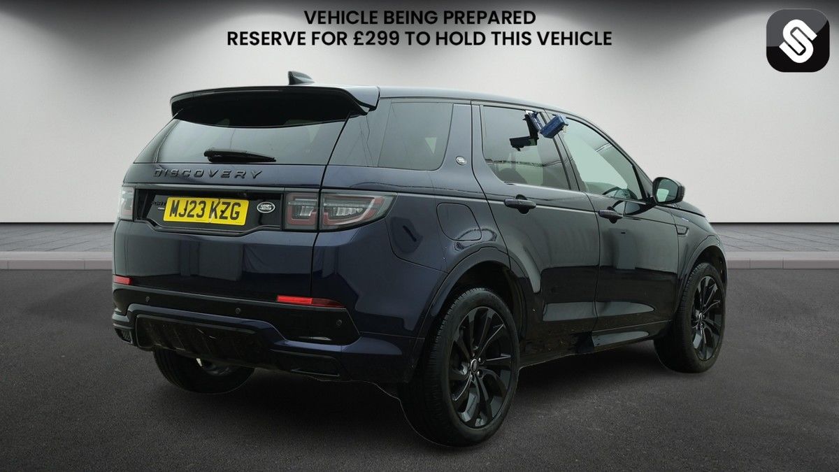 Land Rover Discovery Sport Image 4