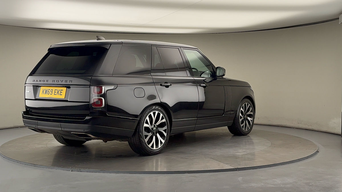 More views of Land Rover Range Rover