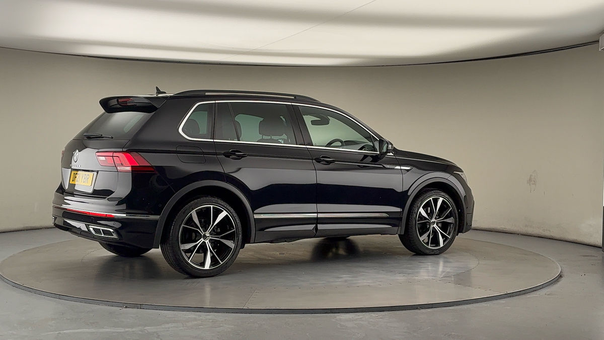 More views of Volkswagen Tiguan