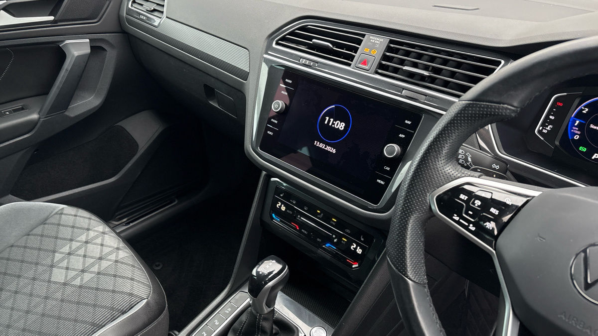 Volkswagen Tiguan Image 18