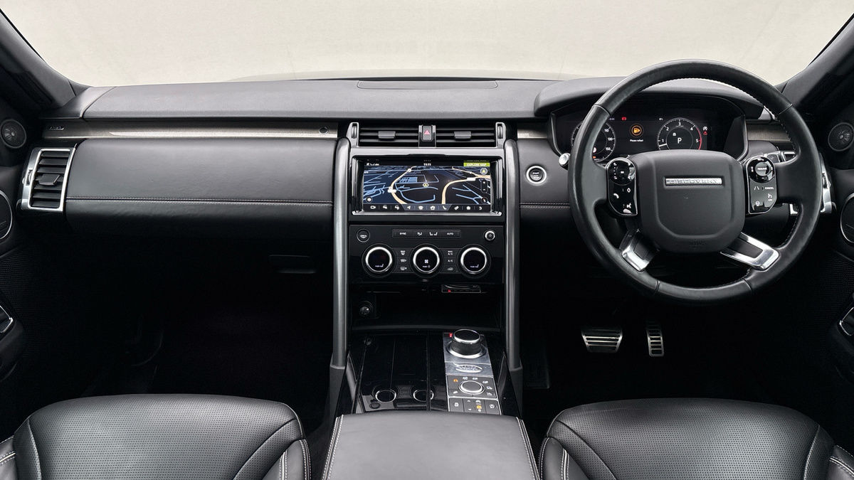 Land Rover Discovery Image 12