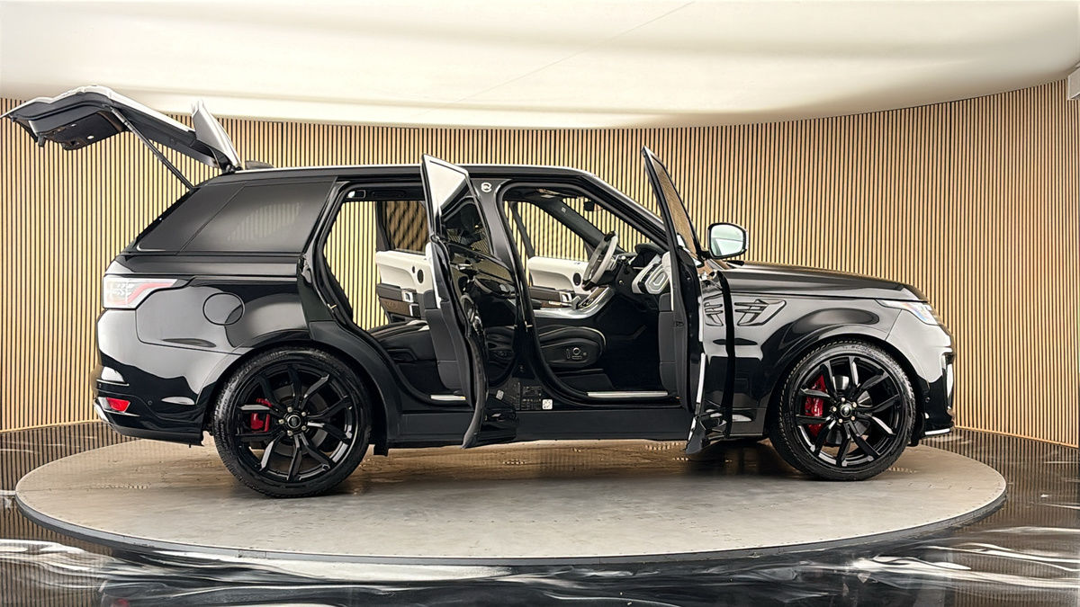 More views of Land Rover Range Rover Sport