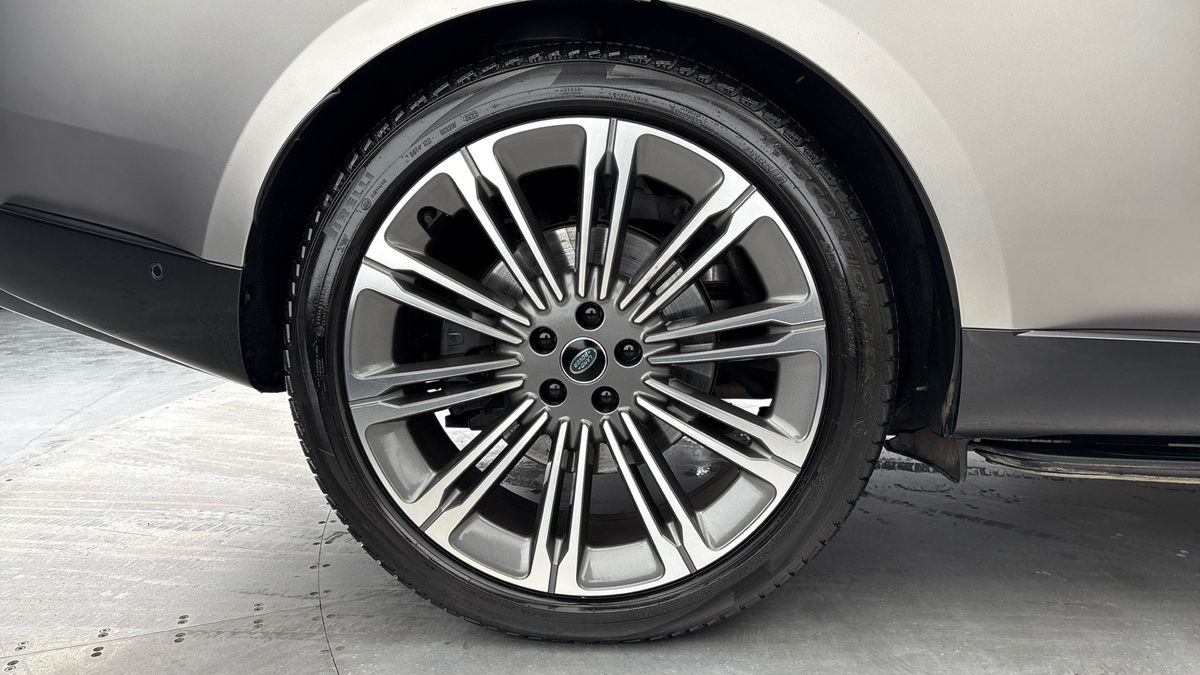 Land Rover Range Rover Image 10