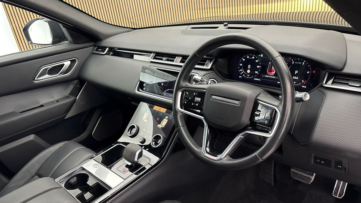 Land Rover Range Rover Velar Image 5