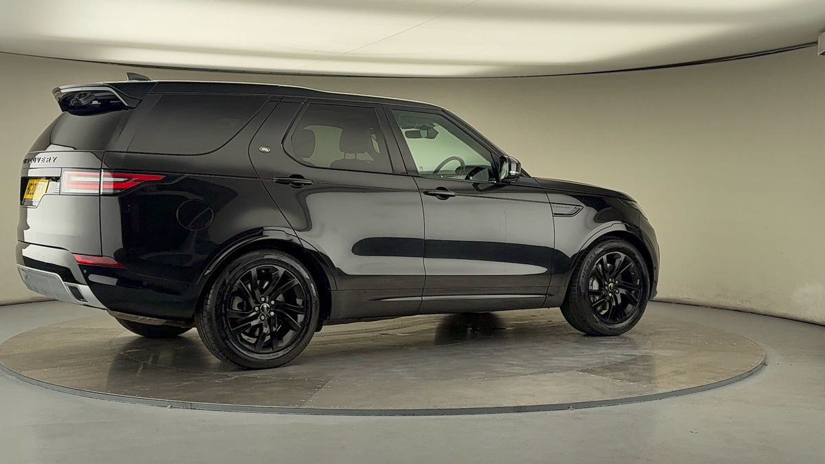 More views of Land Rover Discovery