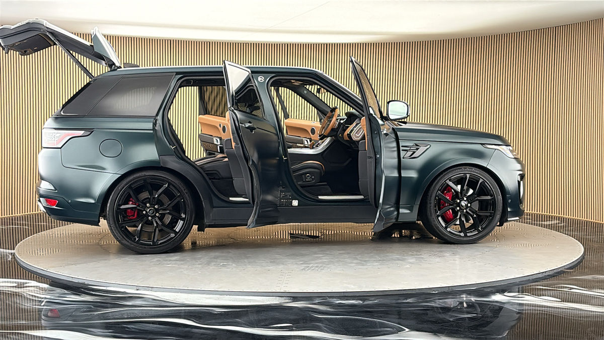More views of Land Rover Range Rover Sport