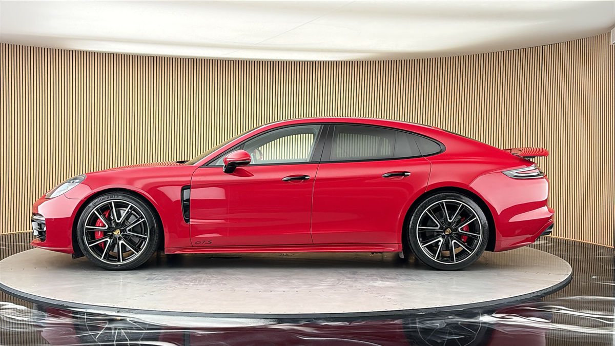 Porsche Panamera Image 15