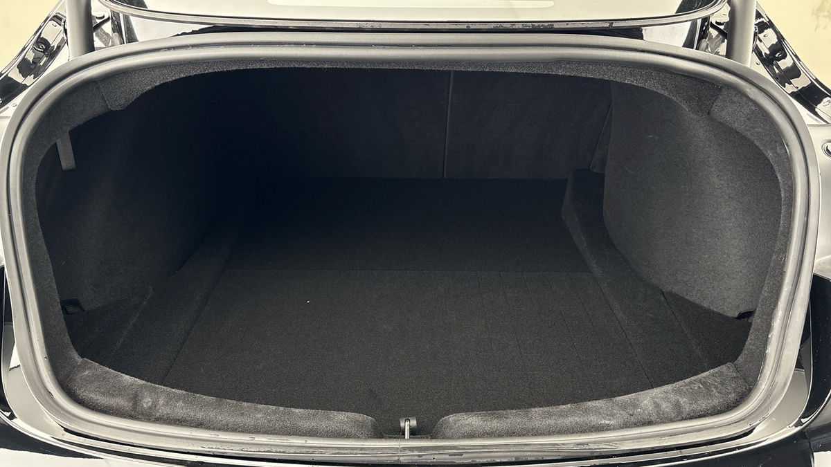 Tesla Model 3 Image 21