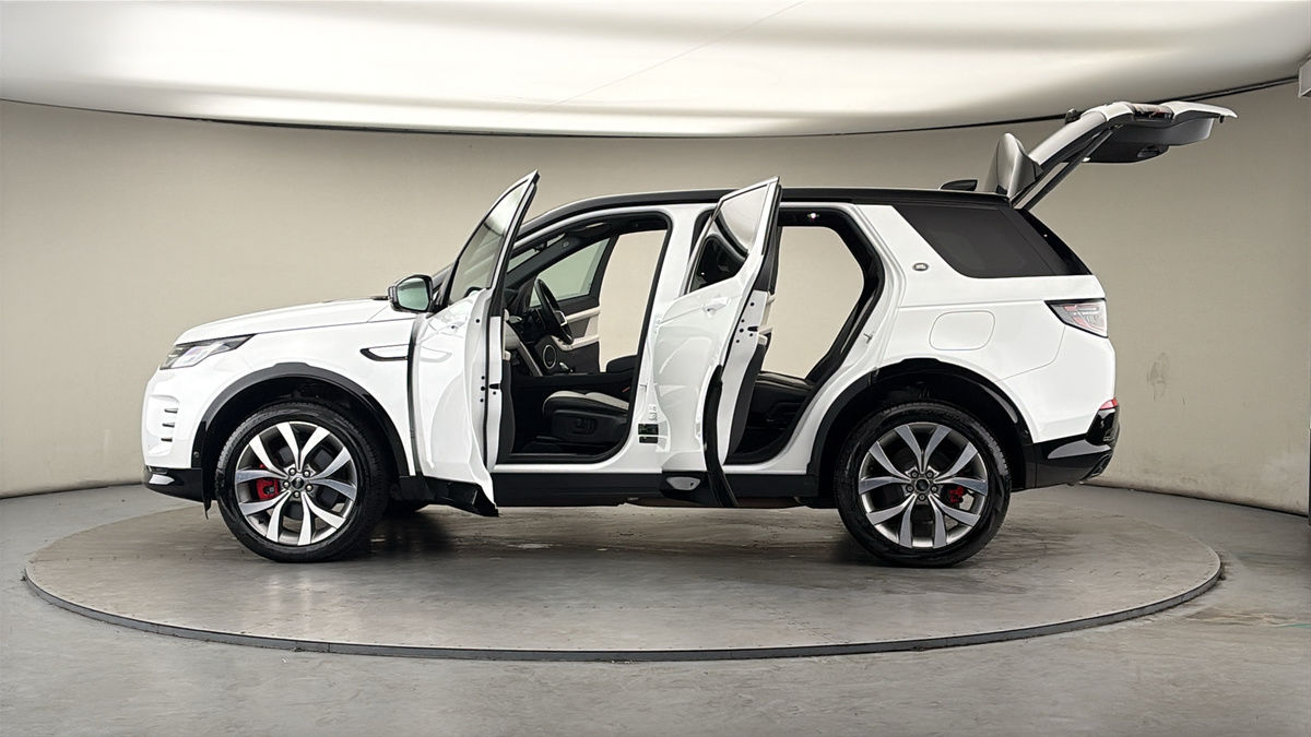 More views of Land Rover Discovery Sport