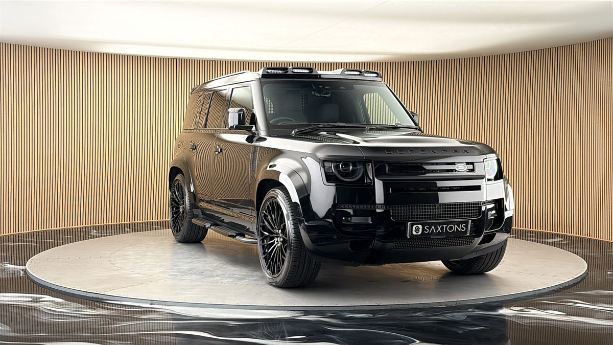 More views of Land Rover Defender 110