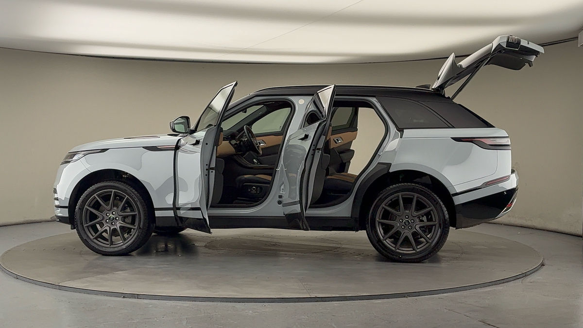 More views of Land Rover Range Rover Velar