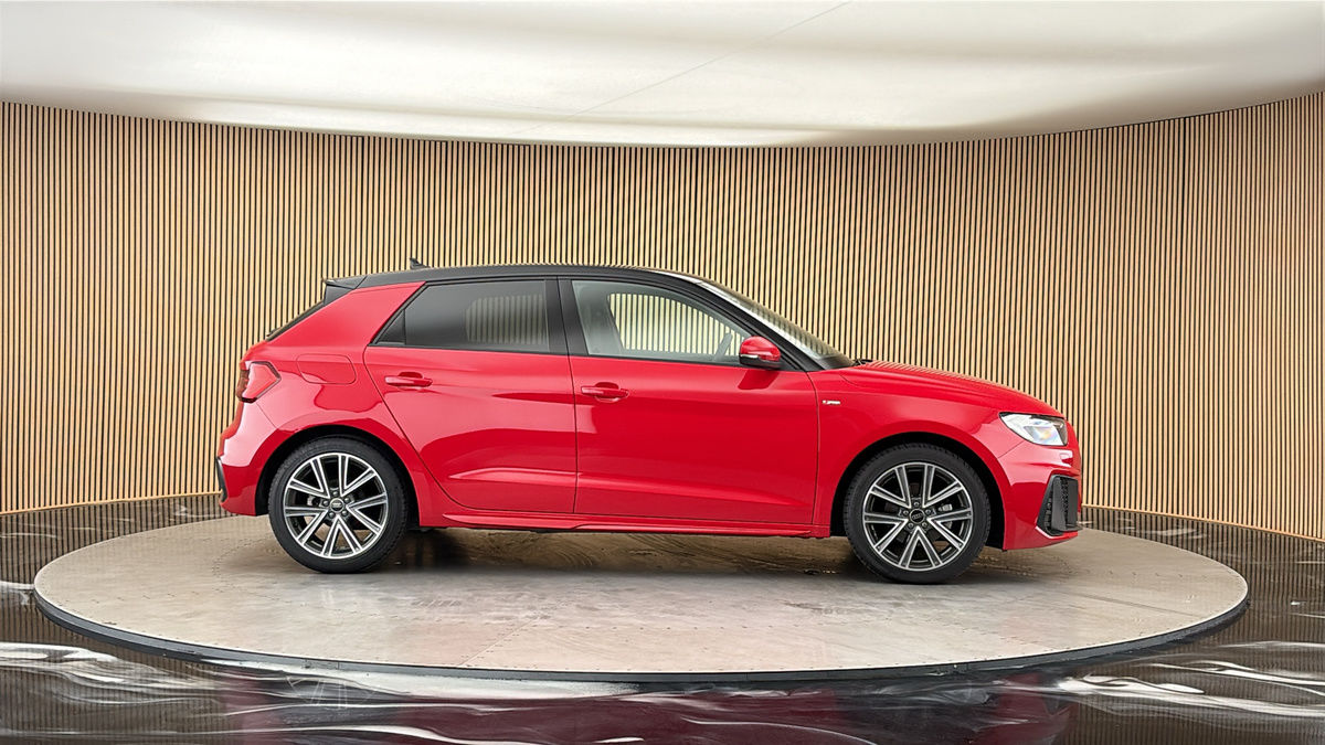 More views of Audi A1