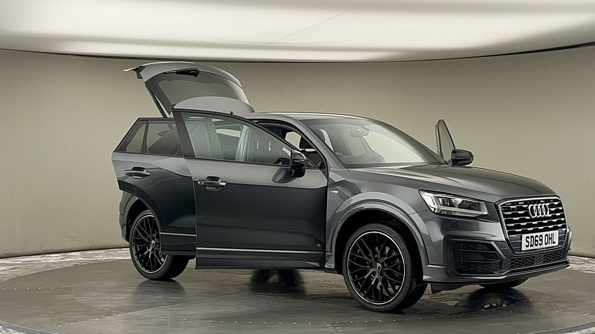 More views of Audi Q2