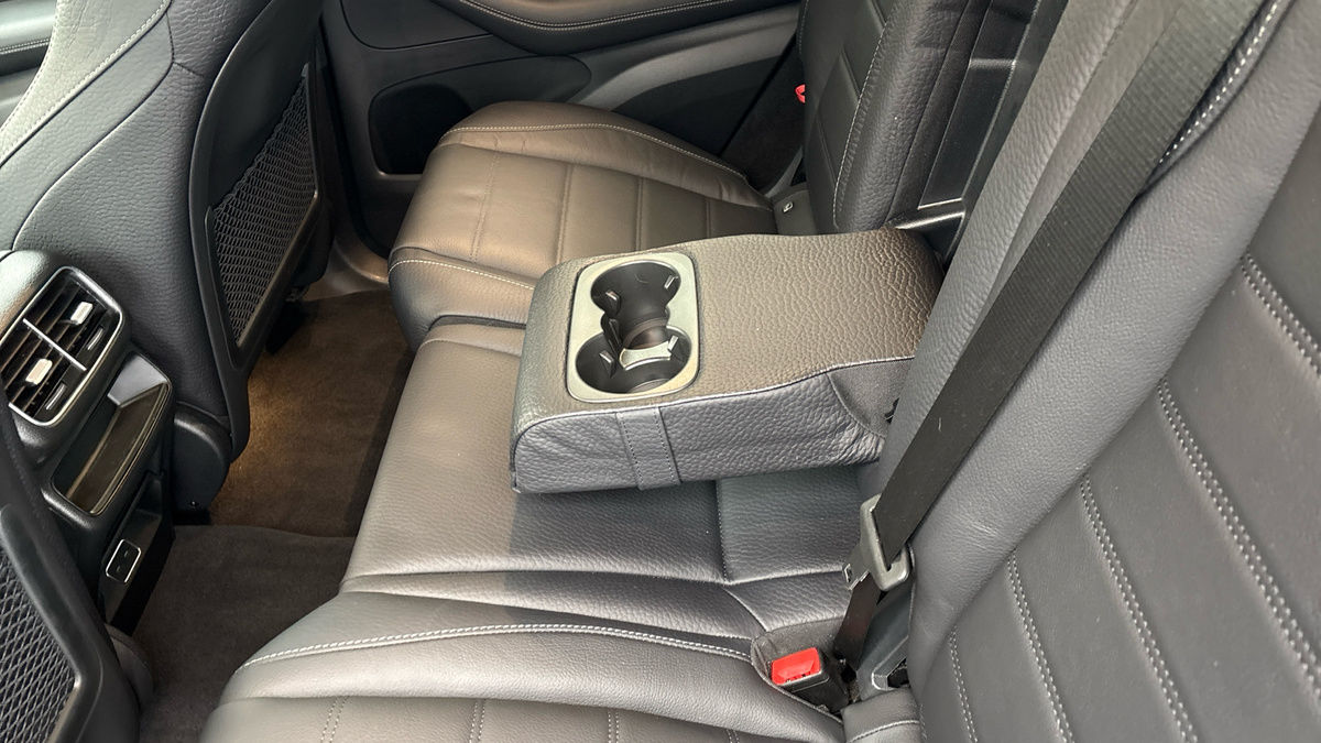 Mercedes-Benz GLE Image 9