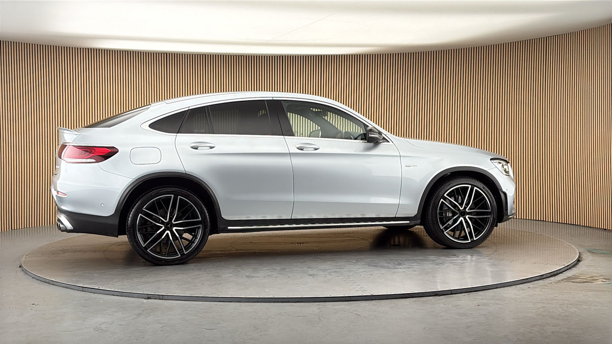 More views of Mercedes-Benz GLC
