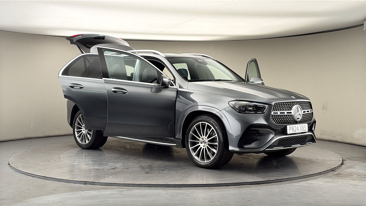 More views of Mercedes-Benz GLE