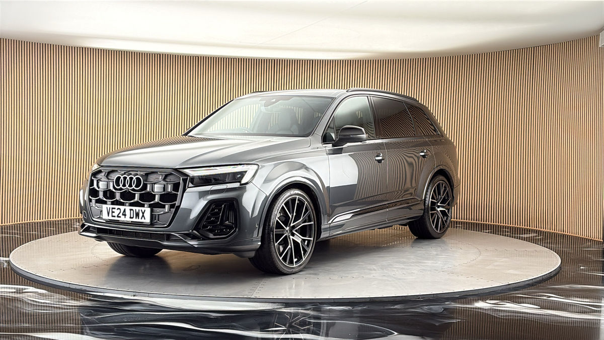 More views of Audi SQ7