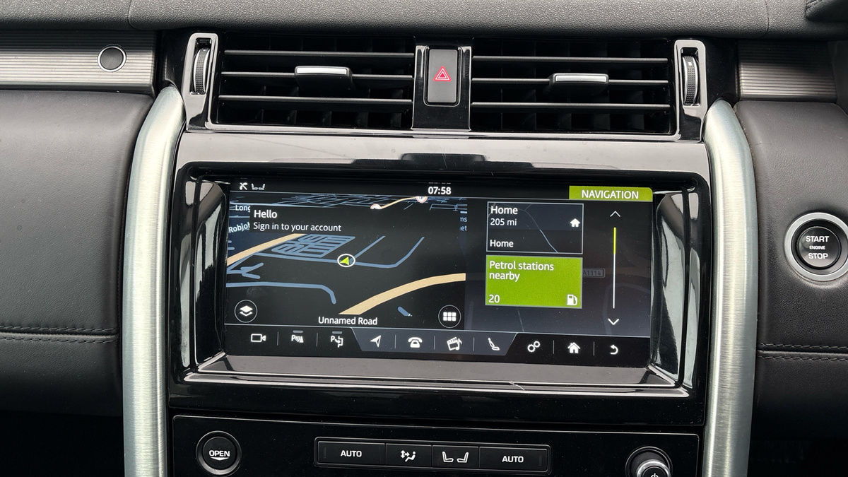 Land Rover Discovery Image 17