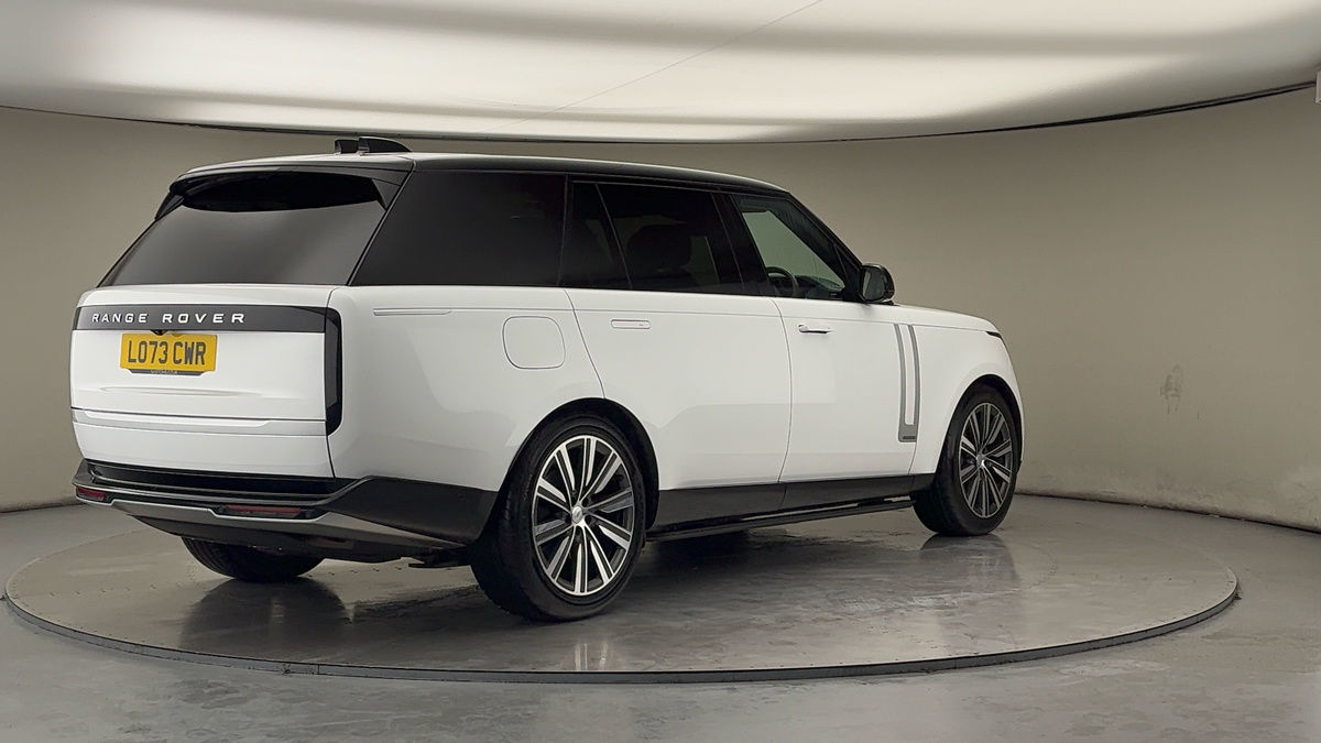 More views of Land Rover Range Rover