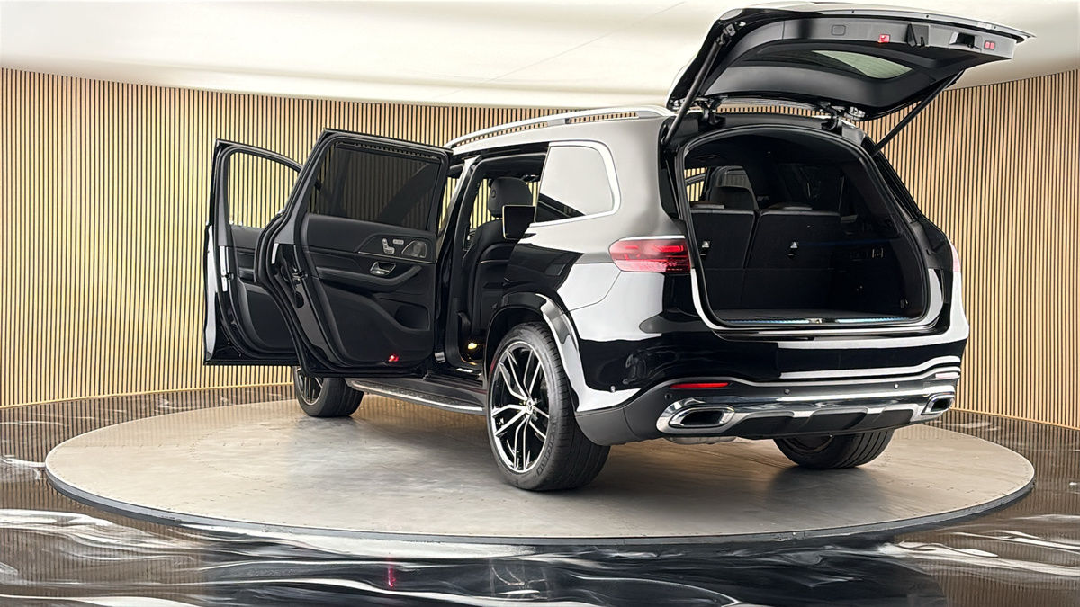 Mercedes-Benz GLS Image 23