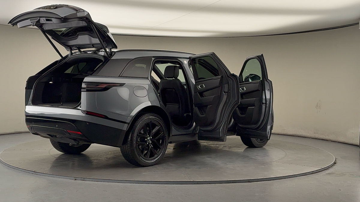 More views of Land Rover Range Rover Velar