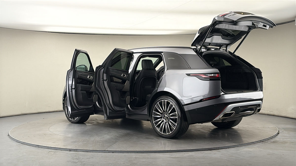 More views of Land Rover Range Rover Velar