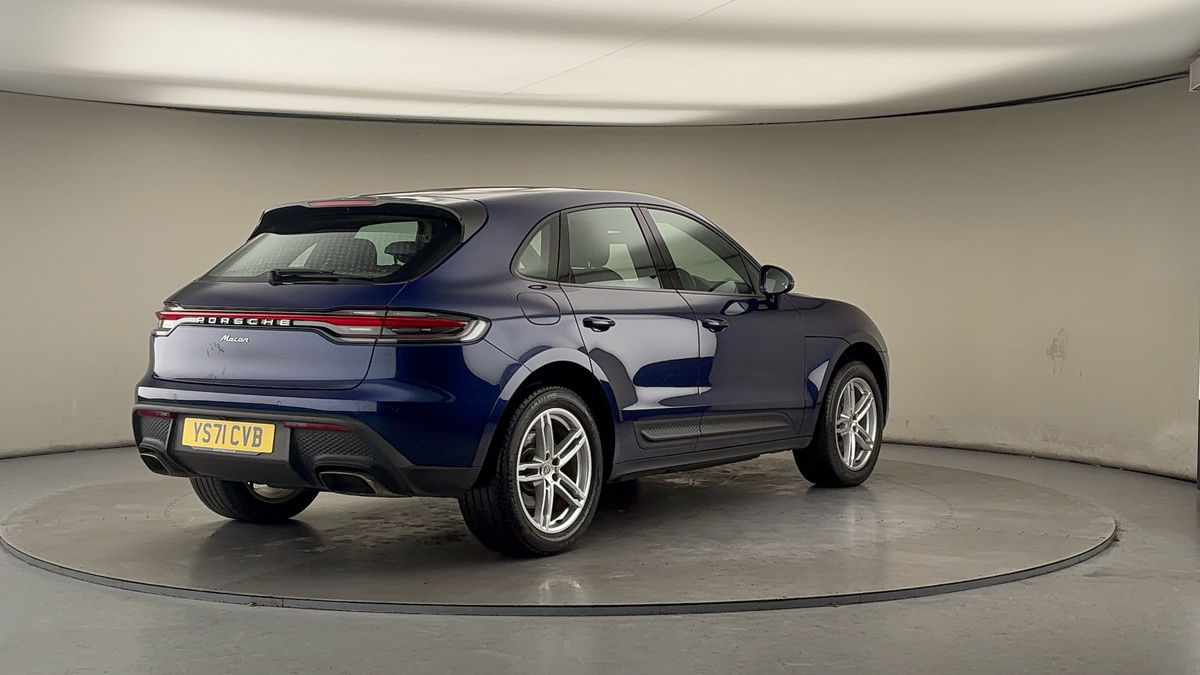 More views of Porsche Macan