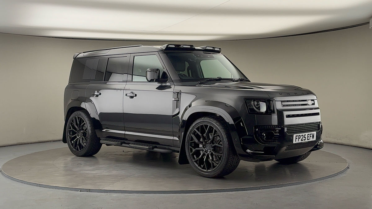 More views of Land Rover Defender 110