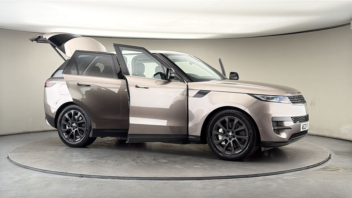 More views of Land Rover Range Rover Sport