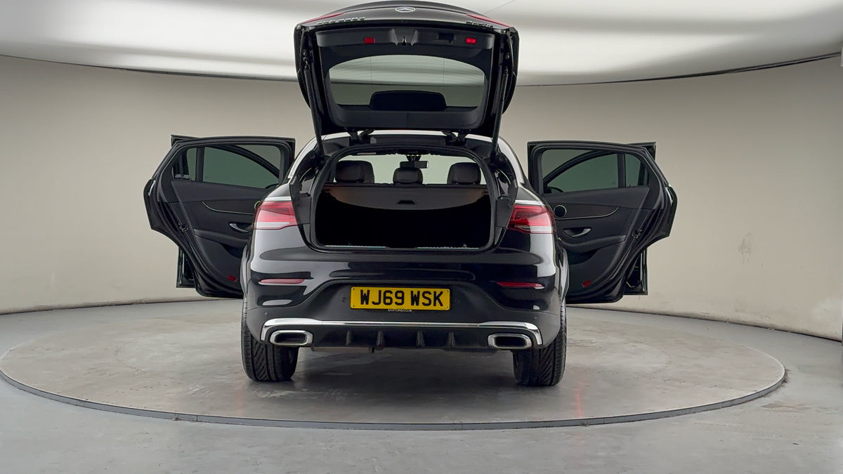 More views of Mercedes-Benz GLC