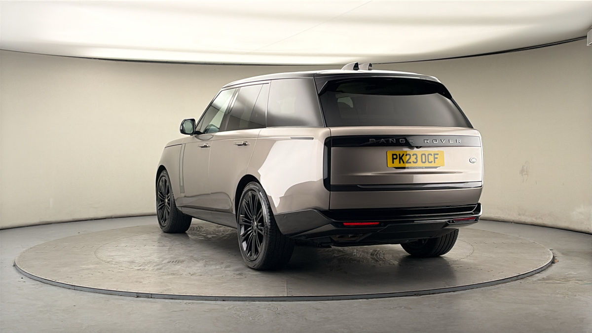 More views of Land Rover Range Rover