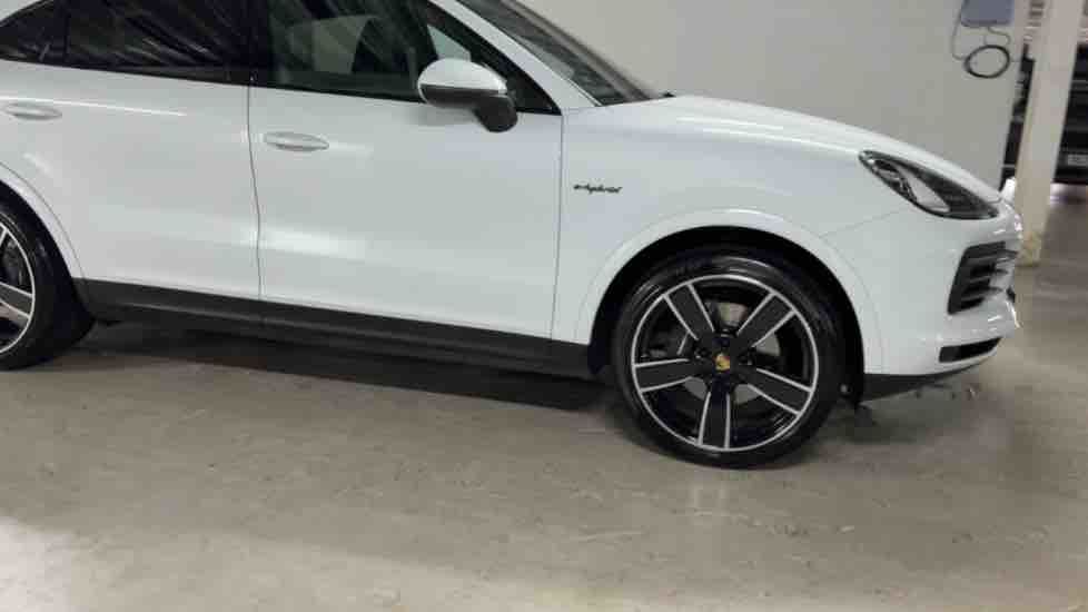More views of Porsche Cayenne