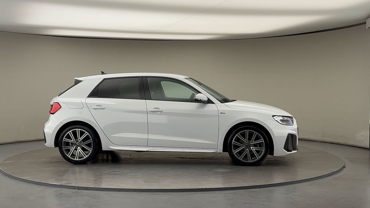 More views of Audi A1