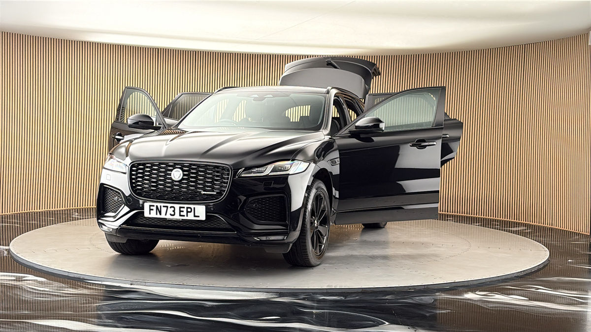 More views of Jaguar F-PACE