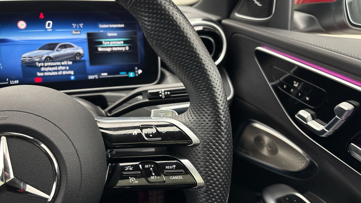 Mercedes-Benz C Class Image 14