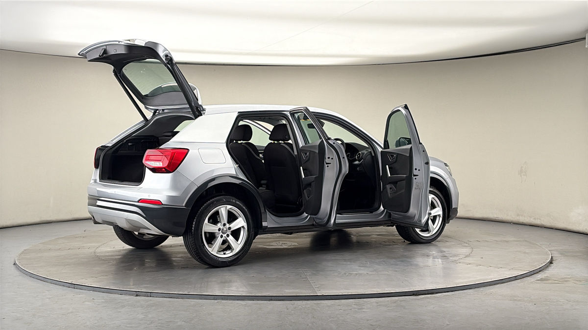 More views of Audi Q2