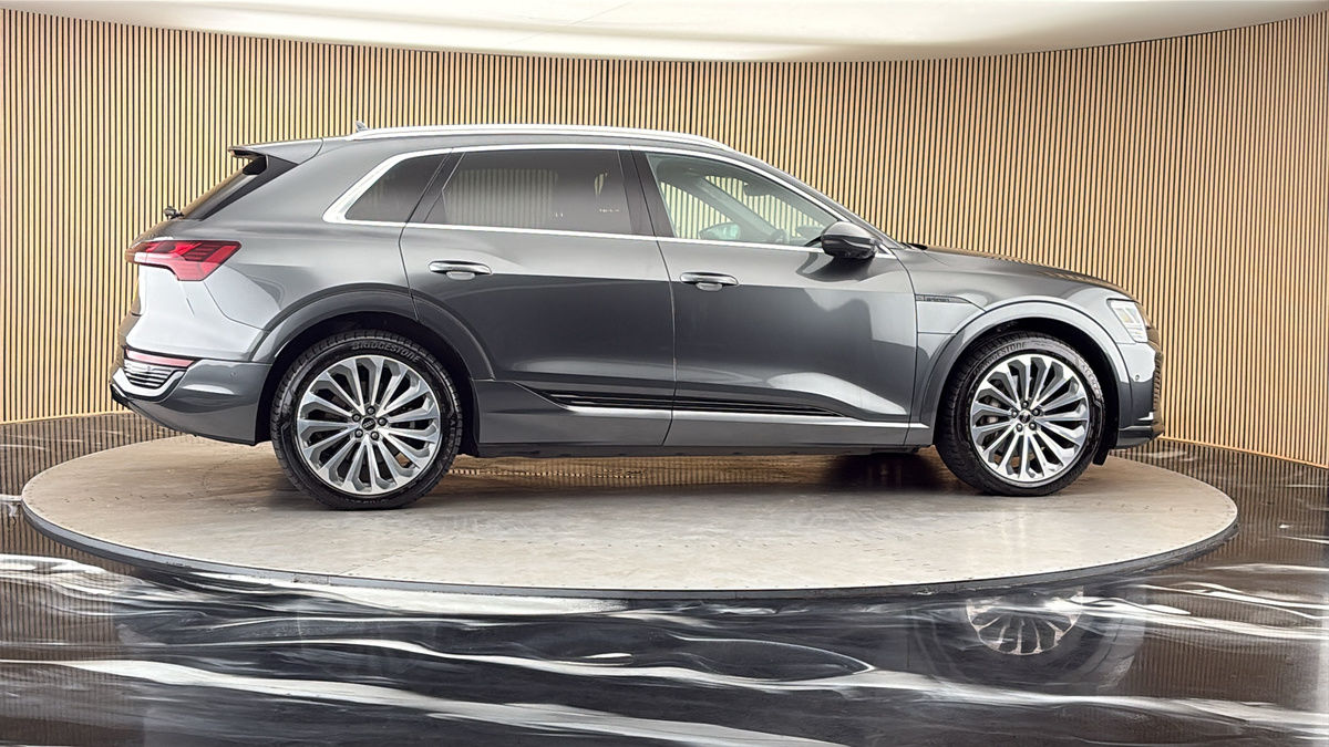 More views of Audi Q8 e-tron