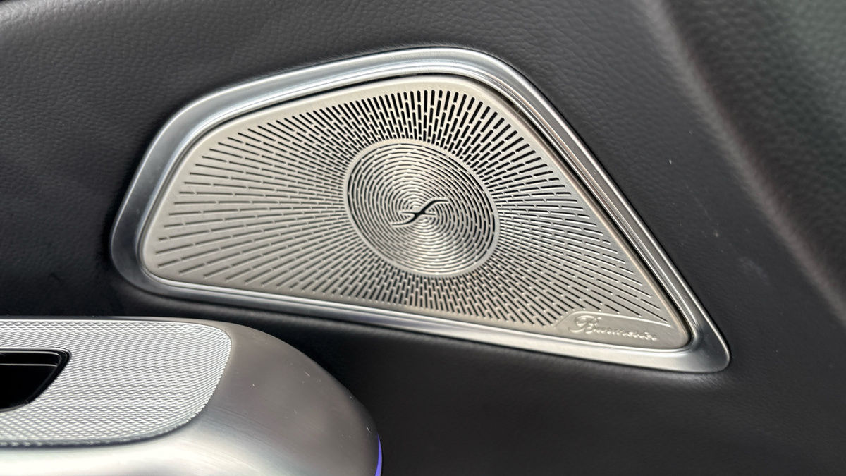 Mercedes-Benz E Class Image 34