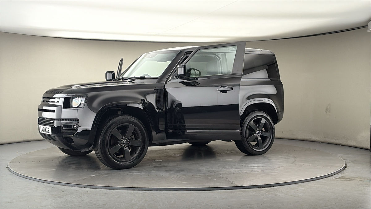 More views of Land Rover Defender 90