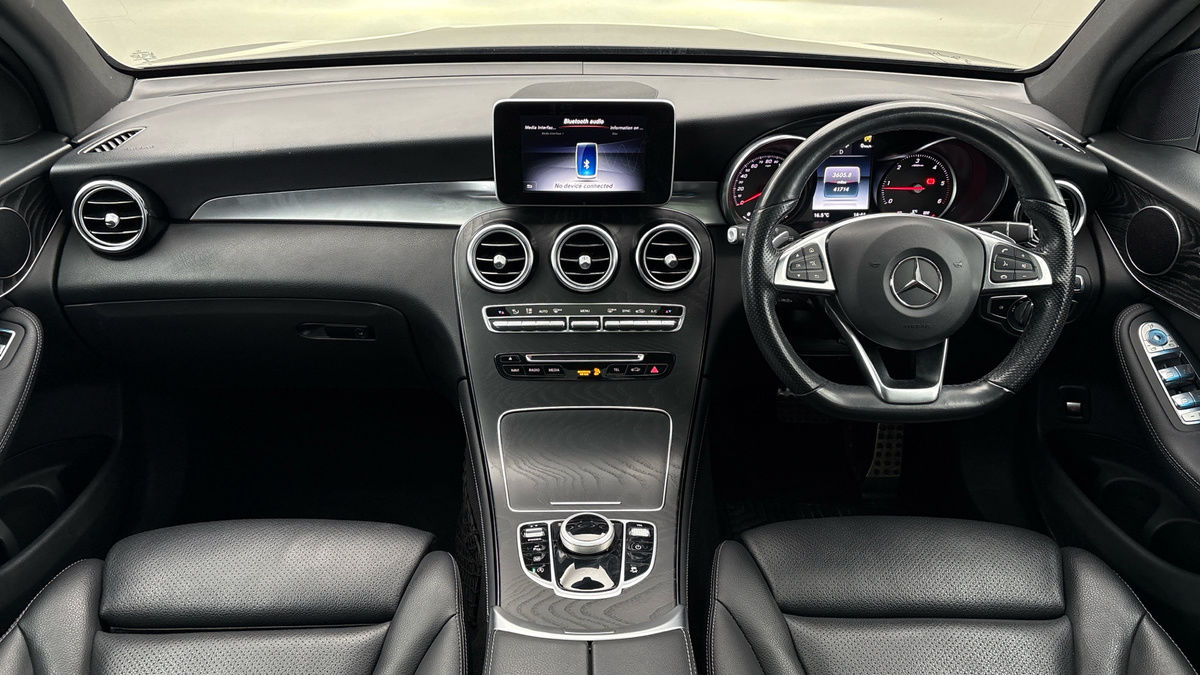 Mercedes-Benz GLC Image 17