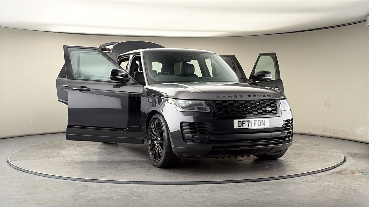 More views of Land Rover Range Rover