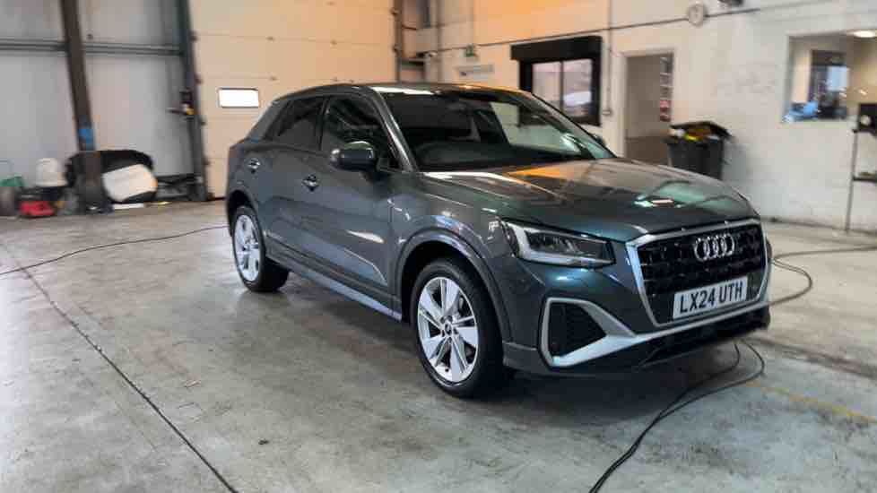More views of Audi Q2
