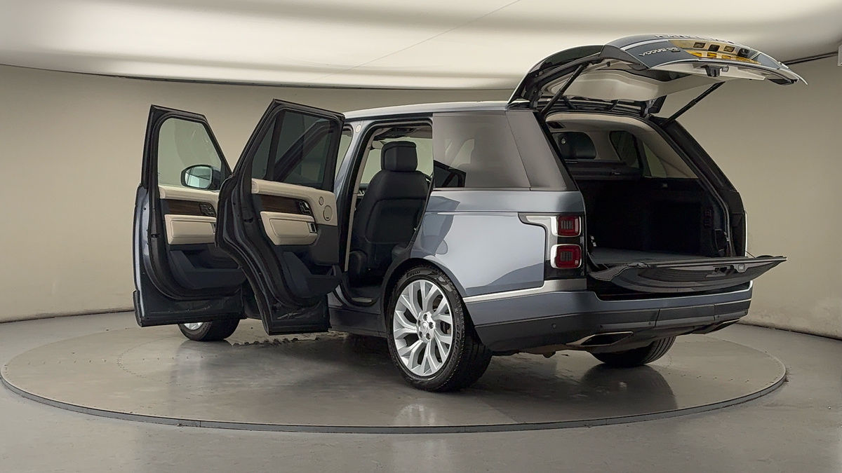 More views of Land Rover Range Rover