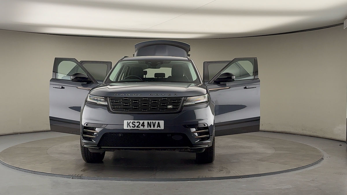 More views of Land Rover Range Rover Velar