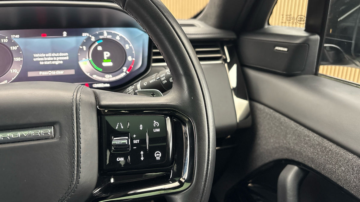 Land Rover Range Rover Sport Image 14
