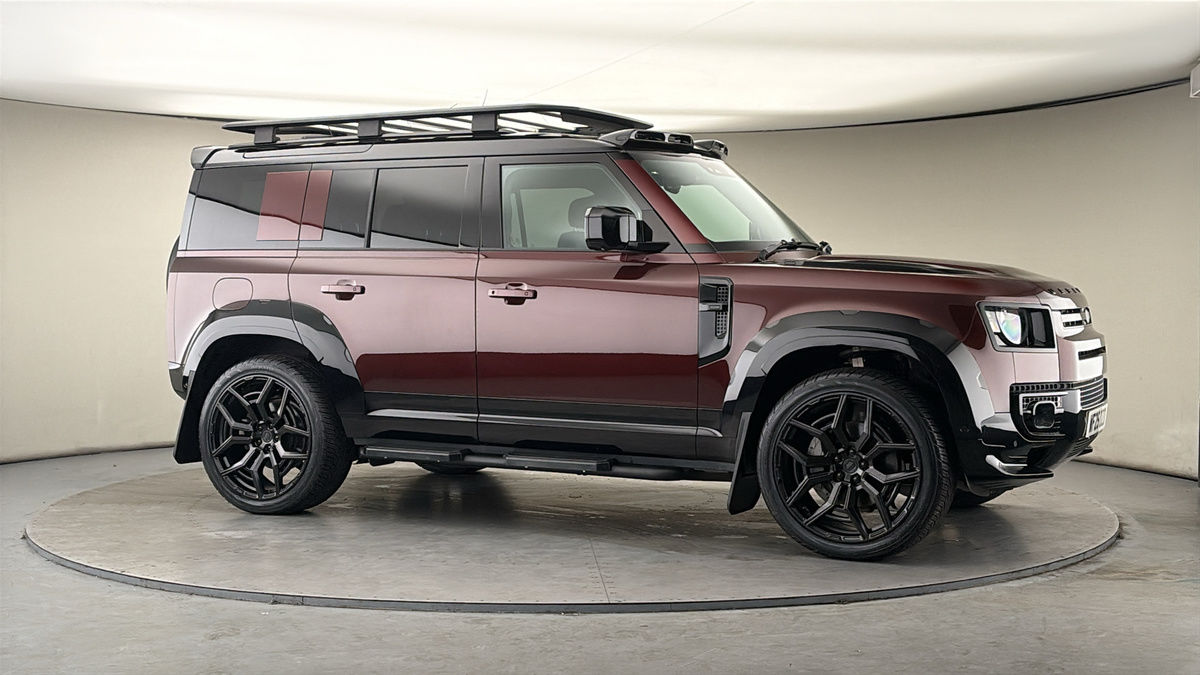 More views of Land Rover Defender 110