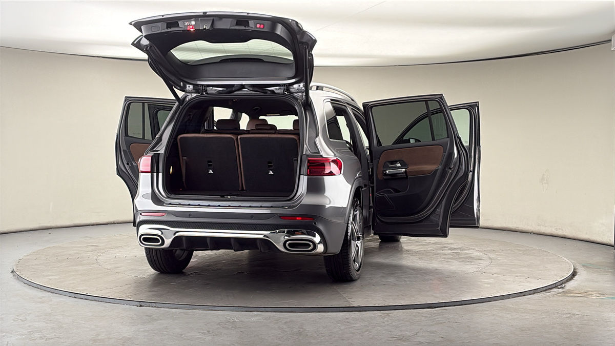 More views of Mercedes-Benz GLB