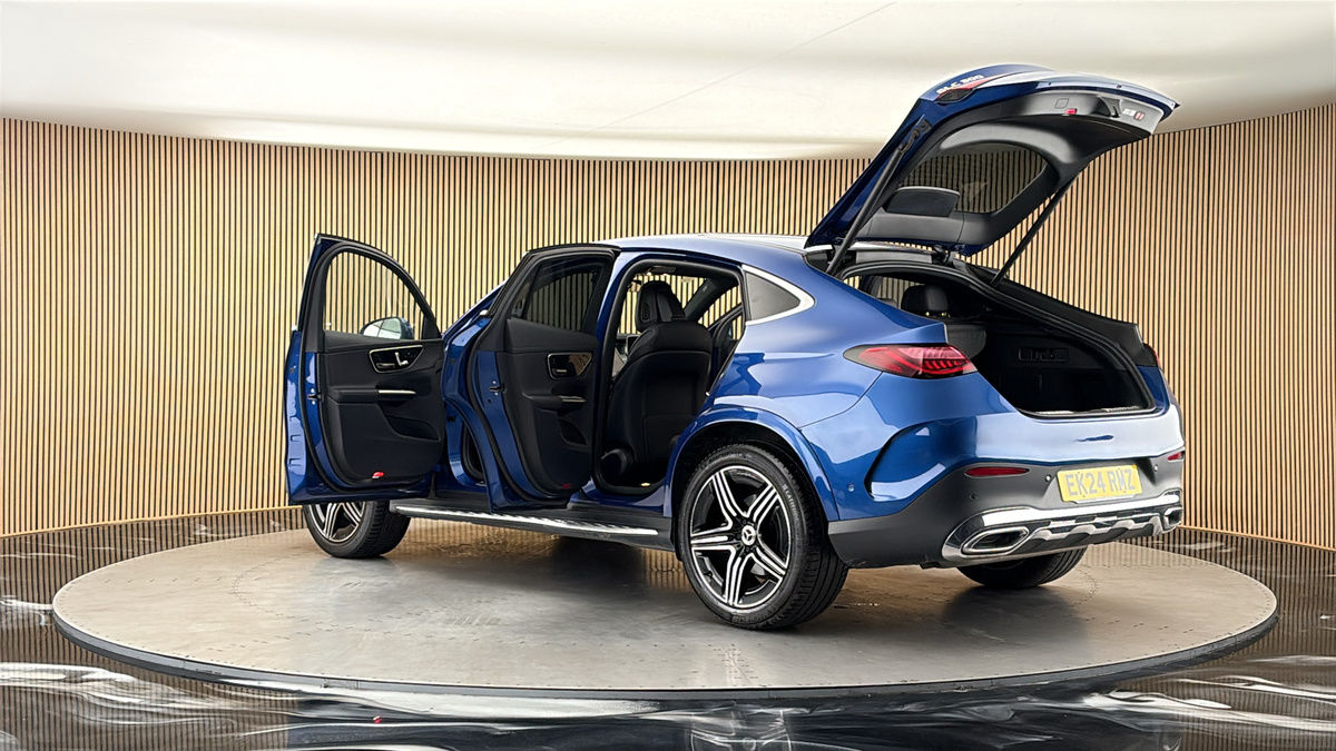 More views of Mercedes-Benz GLC