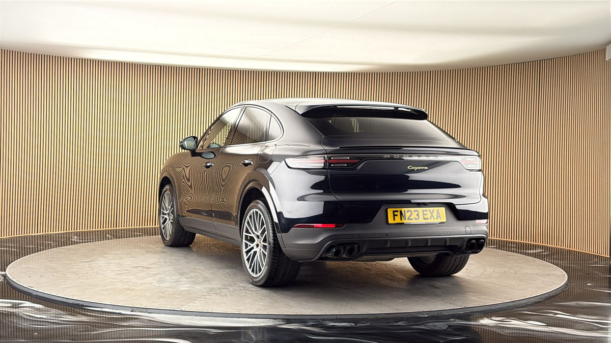 More views of Porsche Cayenne