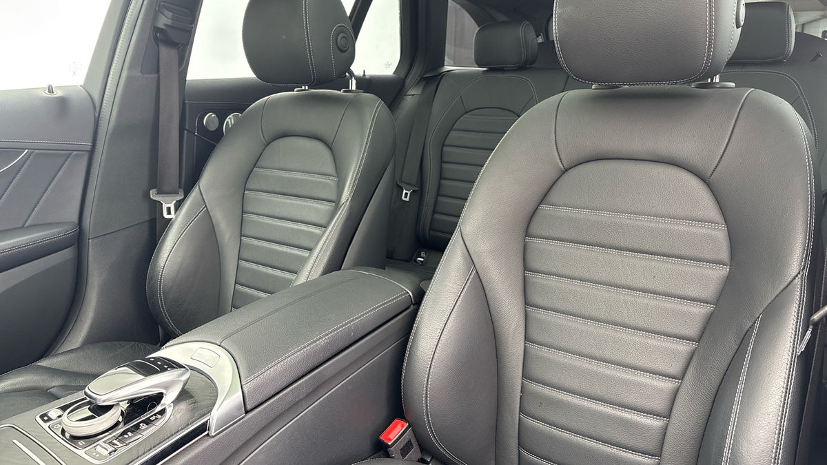 Mercedes-Benz C Class Image 7